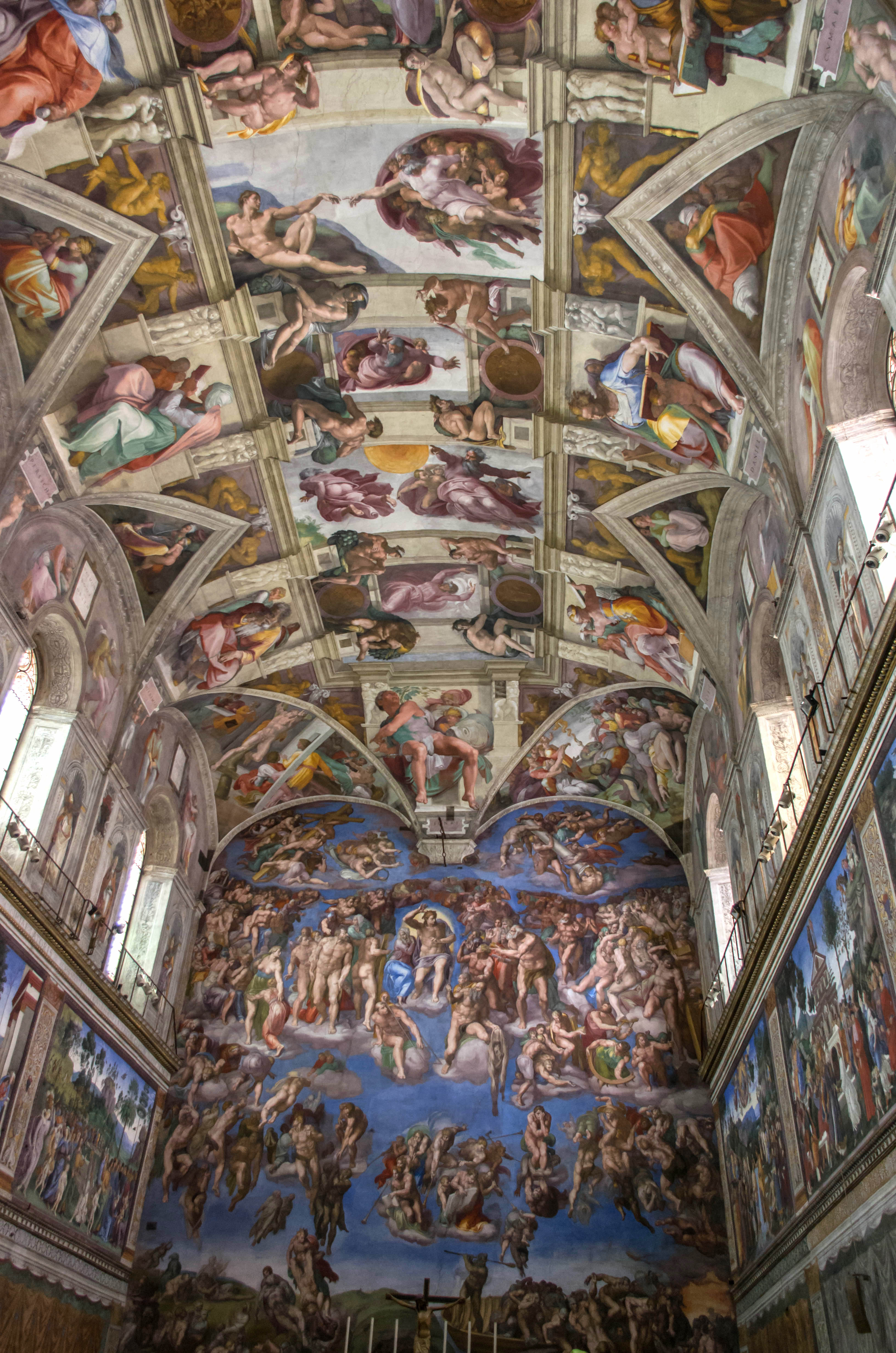 Sistine_Chapel_ceiling_02_(brightened).jpg